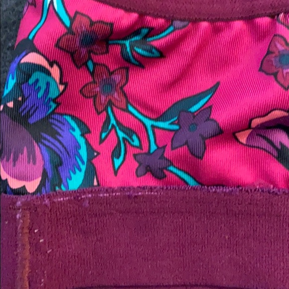 old navy floral racerback bra - Picture 4 of 4